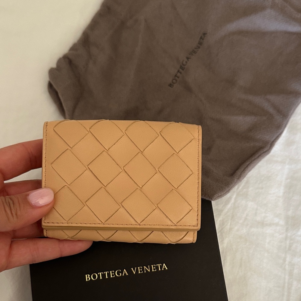 Bottega Veneta Tan Leather Intrecciato Tri-fold Wallet